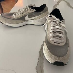 Nike Waffle One Sneaker